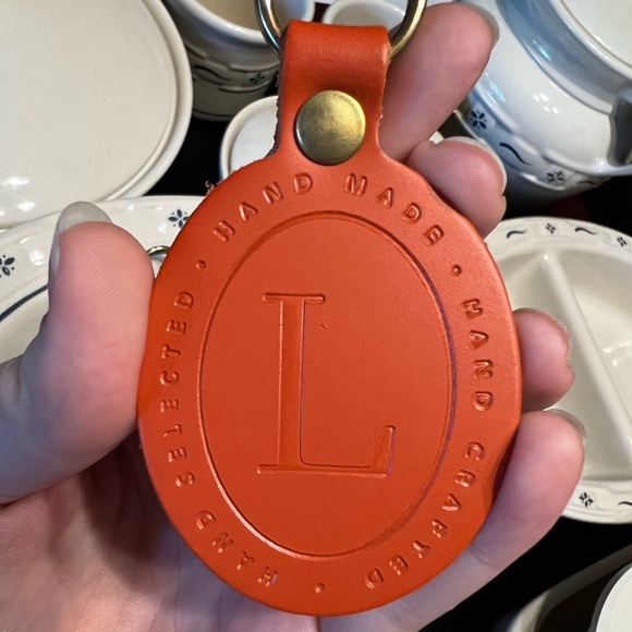 Genuine leather Longaberger key fob - Picture 9 of 9